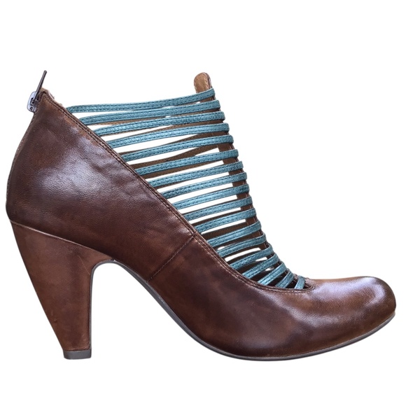 Miz Mooz Sloane Heels - Picture 5 of 16